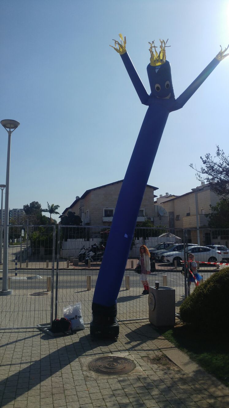 בובת דנסר